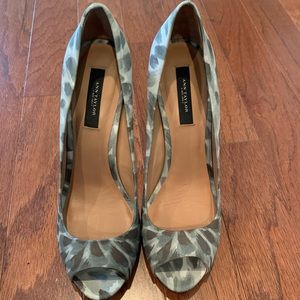 Ann Taylor Perfect Platform Dahlia